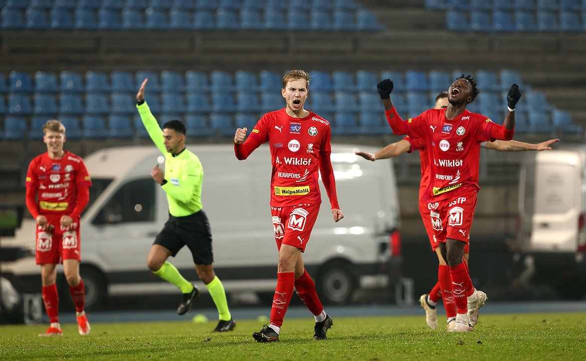 Portugalilainen maalivahti sopimukseen Jaron kanssa