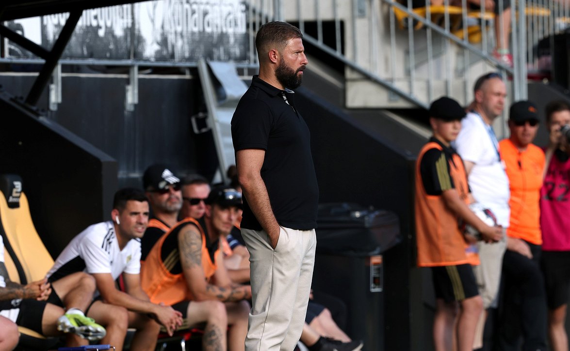 "Yksi ehjimmistä esityksistämme" - Gómez tyytyväinen SJK:n otteisiin Pohjanmaan derbyssä