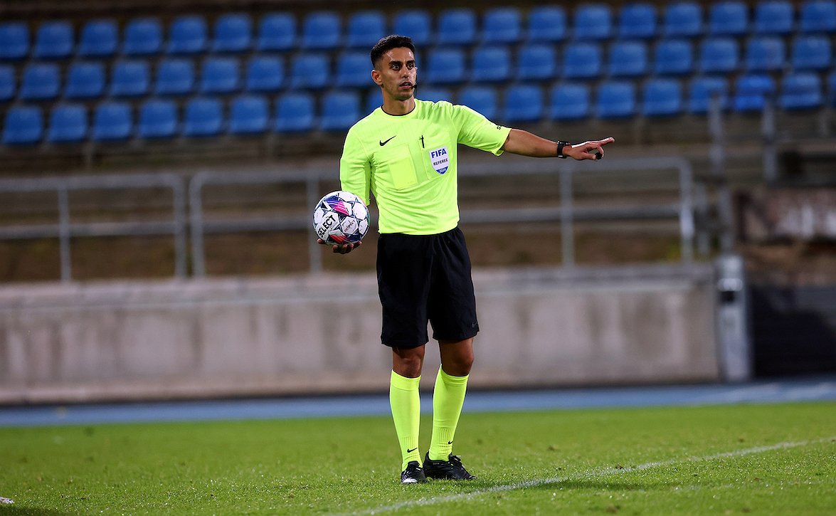 Mohammad Al-Emaran johtama kolmikko tuomaroi UEFA Youth Leaguessa Portugalissa