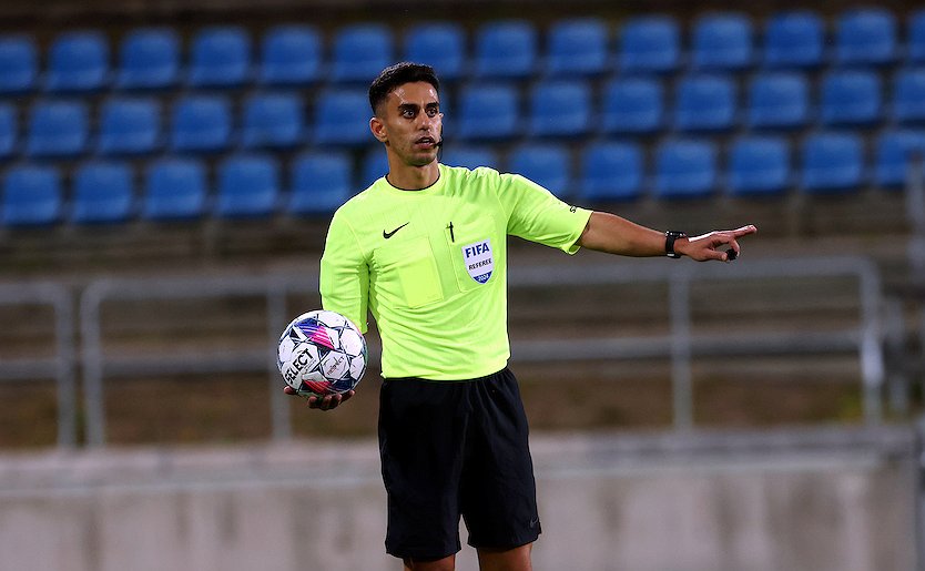 ​Mohammad Al-Emaran kolmikko jakaa oikeutta UEFA Youth Leaguessa Espanjassa tiistaina