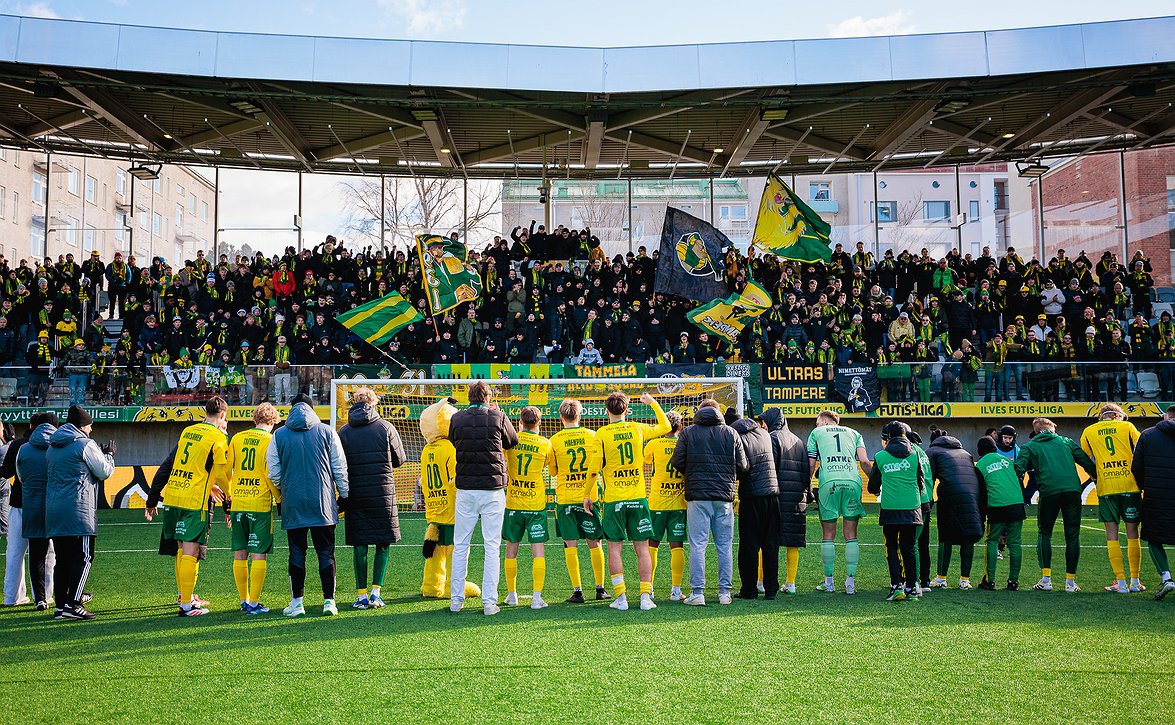 Ilves huutokauppaa europelien pelipaitoja