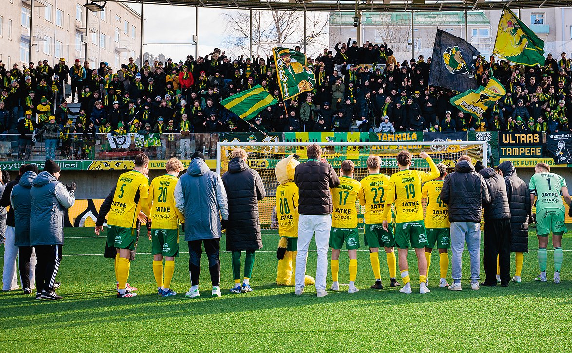 Nils Veinbergs siirtyy Ilveksestä lainalla Ykkösliigan EIF:aan