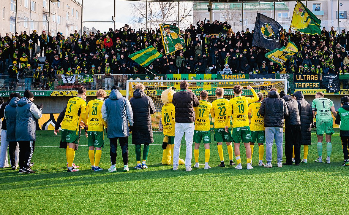 Oma kasvatti sopimukseen Ilveksen kanssa - Oskari Paavola nousee edustusjoukkueeseen