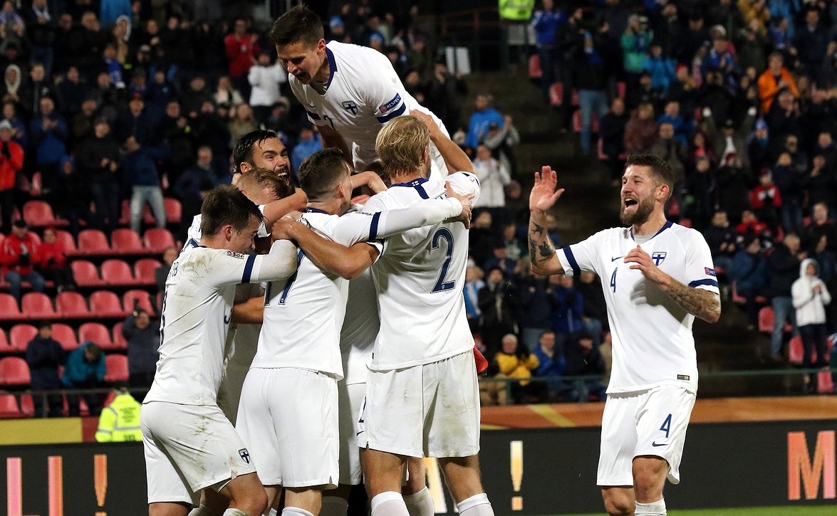 Lisää pääsylippuja myyntiin ​Huuhkajien Italia-otteluun