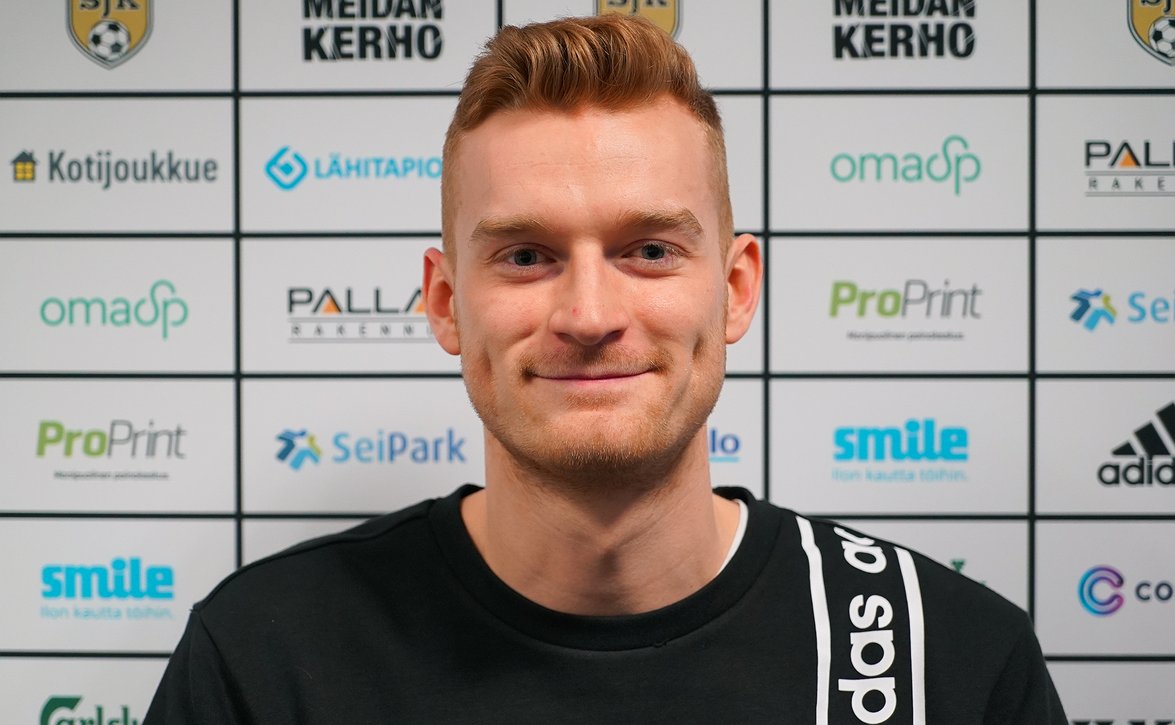 Tuttu vahvistus keskikentälle - ​Matej Hradecky palaa SJK-paitaan