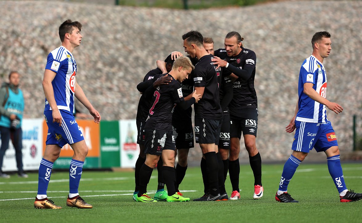 FC Lahden valmentajapesti kiinnostaa - ”Kokoonnumme tarkastelemaan hakemuksia maanantaina”