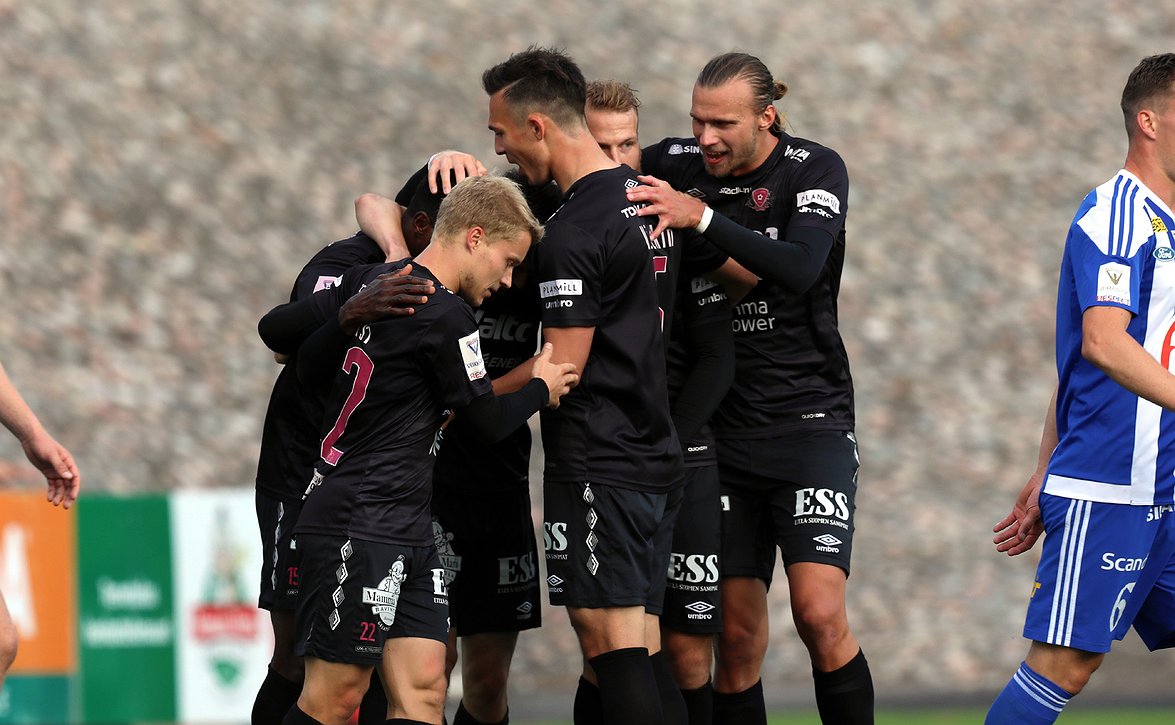 "Se on pirun hyvä pelaaja tuo Pekka" - FC Lahden joukkue rakentuu hyvää vauhtia
