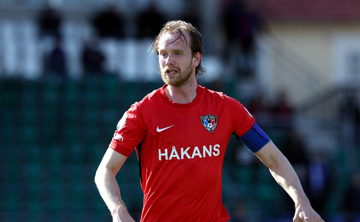 "Aitoa interiläisyyttä ja kokemuksen tuomaa johtajuutta" - kapteeni Juuso Hämäläinen jatkaa Interissä