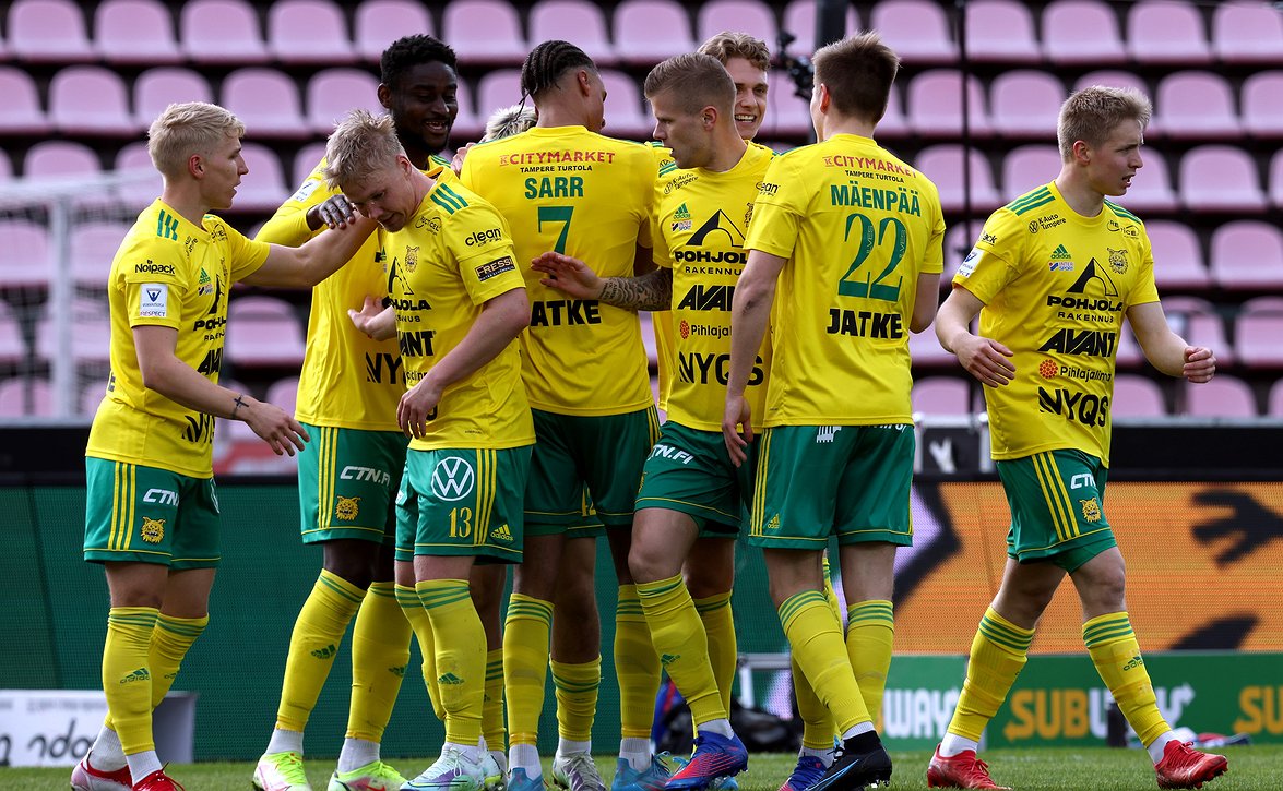 Ilveksen kausikorttimyynnissä loppukiri