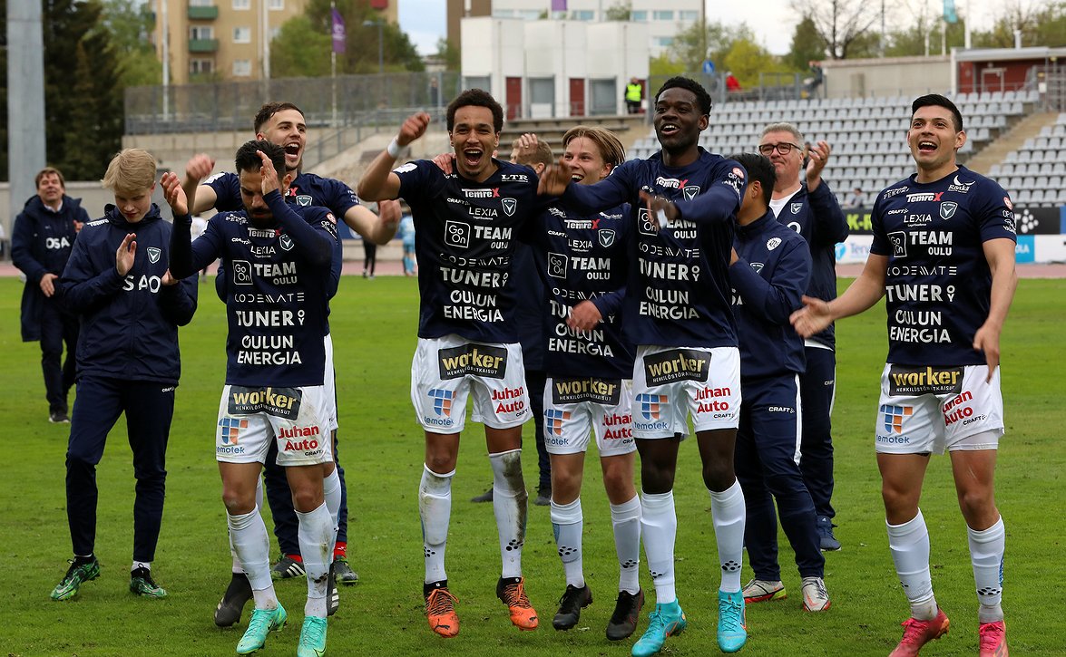 AC Oulu juhlii 20-vuotista taivaltaan lauantaina - VPS-ottelun yhteydessä Raatti tapahtumia täynnä