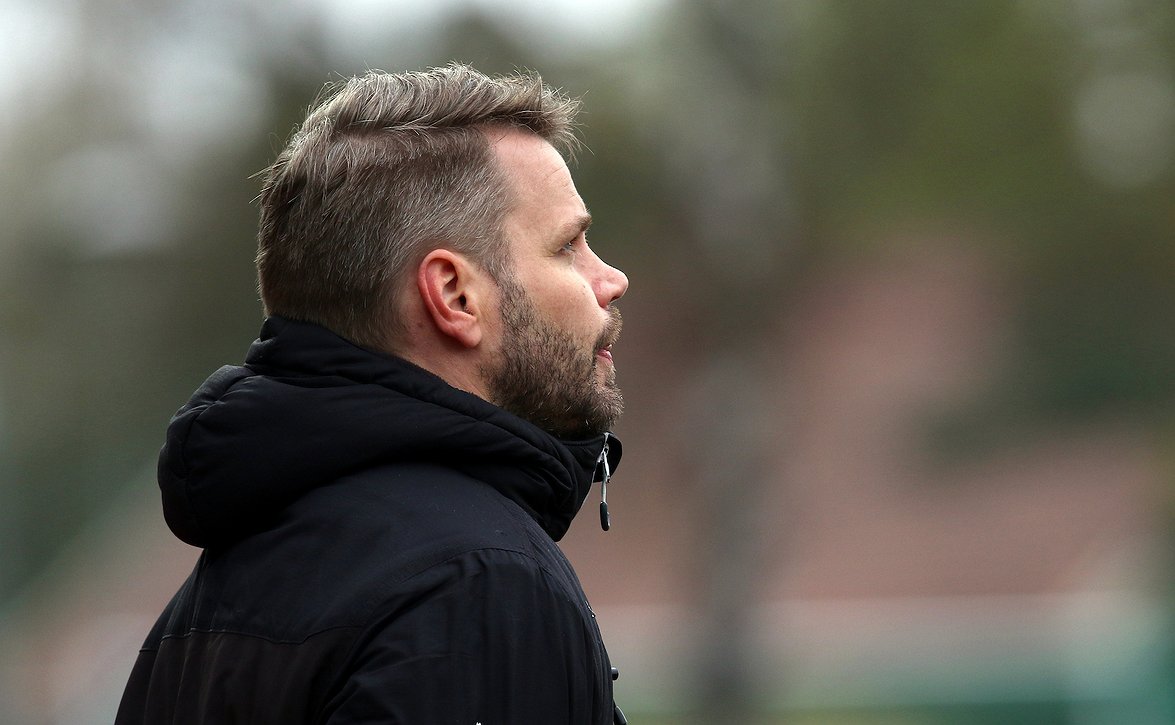 ​"Jokainen hetki merkitsee" - Peter Lundberg aloitti U18-poikien maajoukkueluotsina