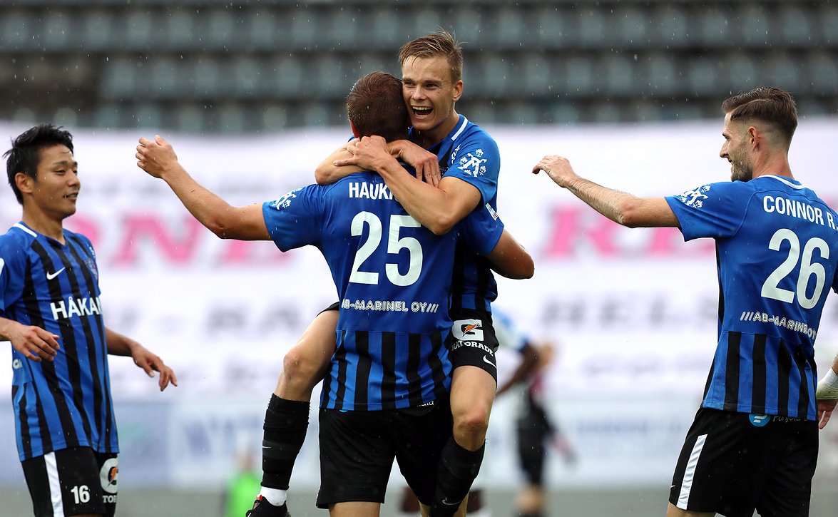 ​Tiukka taisto kaikkien aikojen Veikkausliigan maalitilastossa HJK:n takana