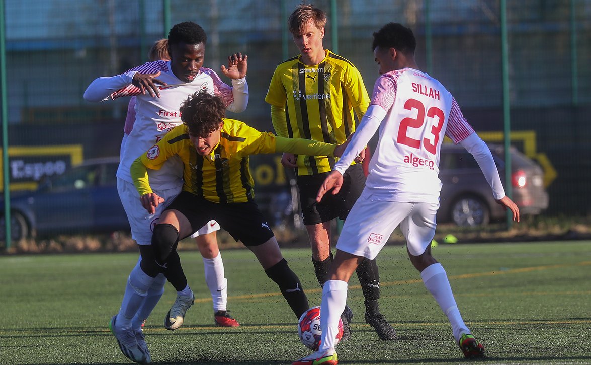 Hallitseva mestari Ilves ja IFK Mariehamn ulkona - Suomen Cupin 5. kierros takana