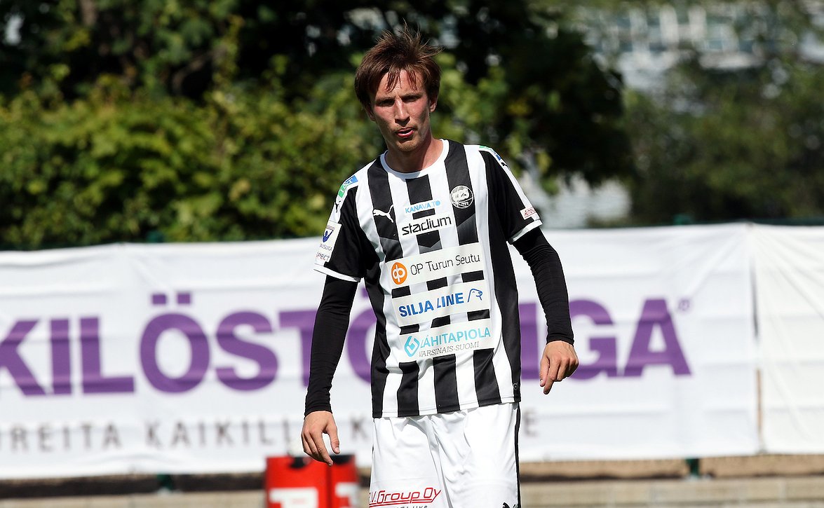 ​IFK Mariehamn vahvistaa keskikenttäänsä Riku Sjöroosilla