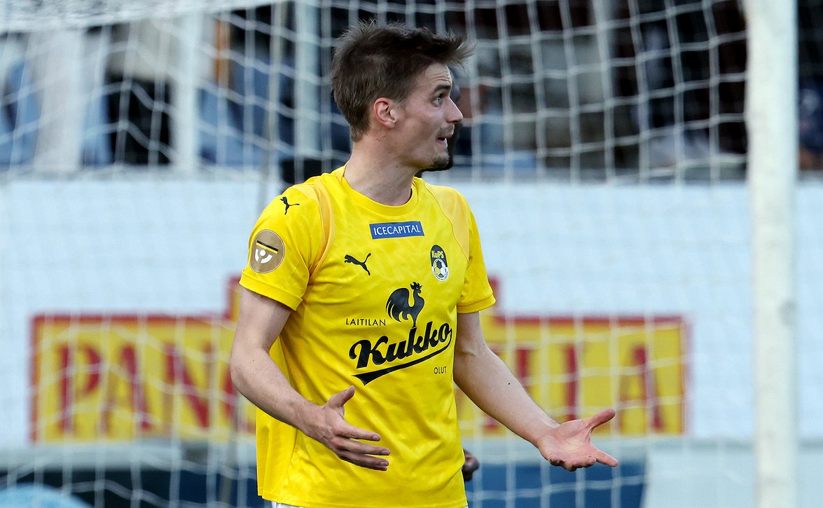 "Kynsin hampain mestaruutta puolustamaan" - KuPS:n luottomies Saku Savolainen ei hätkähdä muutoksista