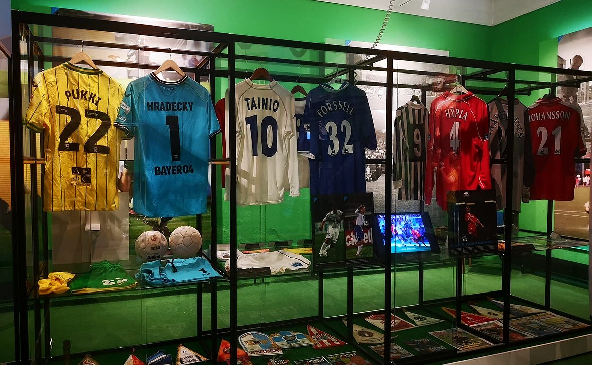 Suomen Jalkapallomuseoon esille kaksi mielenkiintoista peliasua
