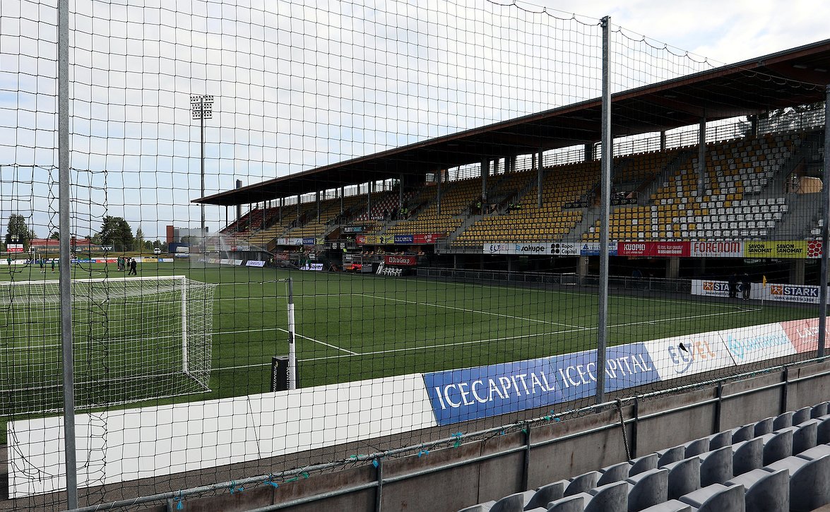 "Haluan tehdä paljon maaleja ja luoda paikkoja" - Latvian maajoukkuemies KuPS-paitaan