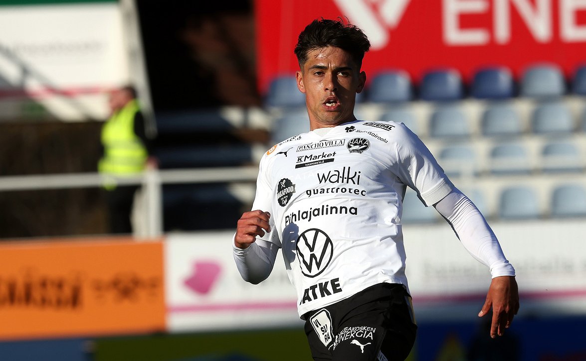 ​"Juna puksuttaa" – Haka pitkän kaavan kautta jatkoon Suomen Cupissa