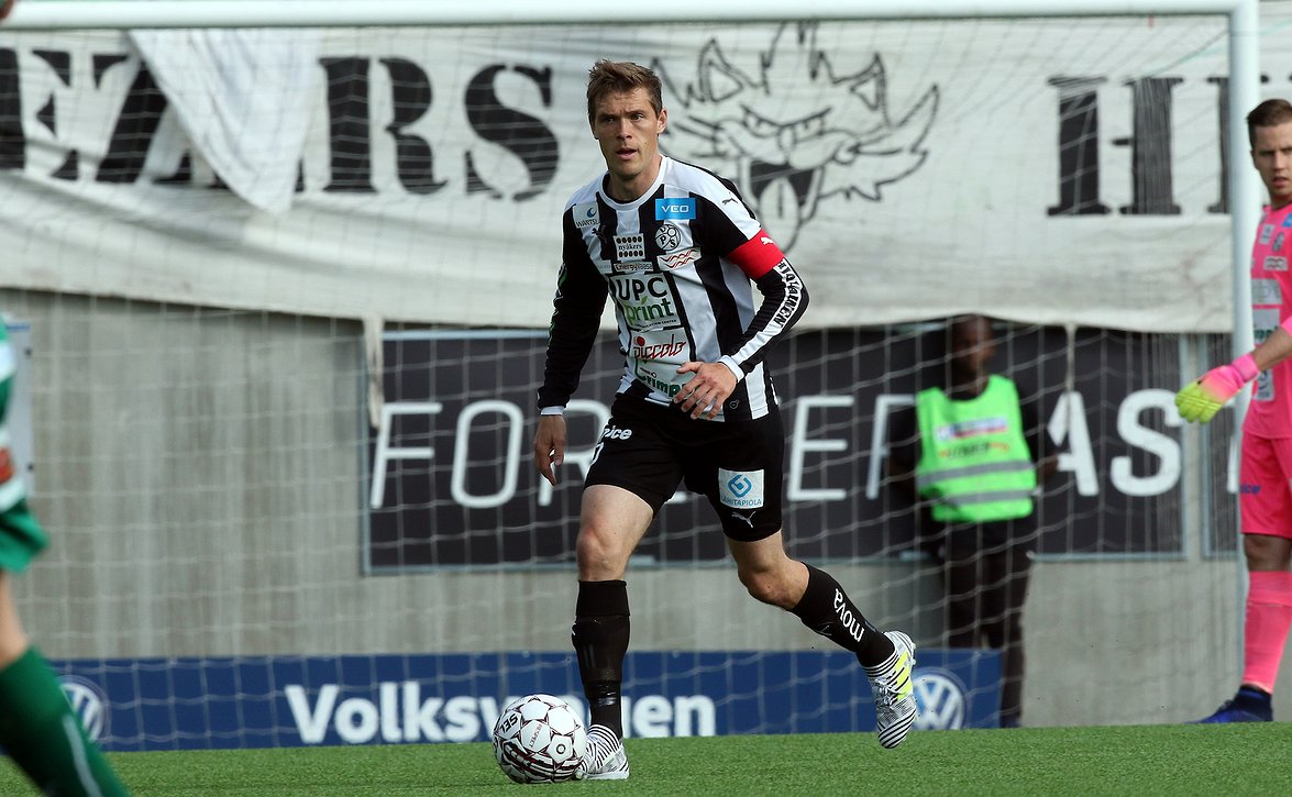 Erotuomarikoulutuspäivä pääsarjapelaajille heinäkuussa  - "Pelaajaura antaa perspektiiviä tuomarointiin"