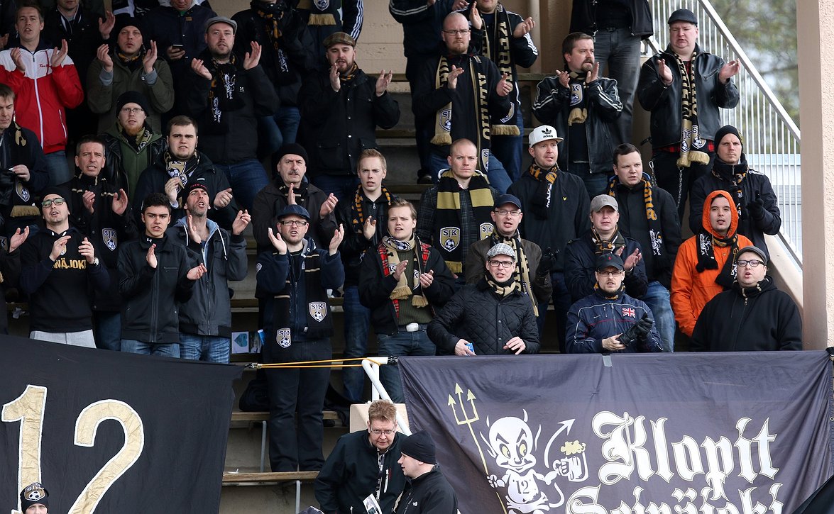 SJK Kannattajat bussireissulle HIFK-otteluun