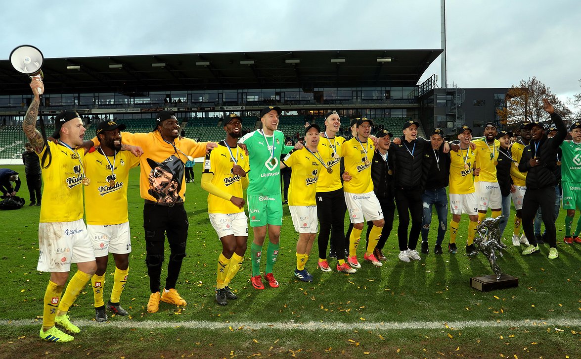 ​Neljä mitalia, kolme peräjälkeen – KuPS on vahvassa nosteessa