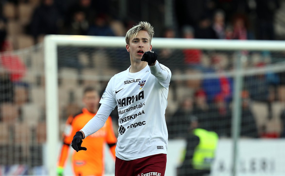 Ahteella hyvät muistot JJK-lainasta
