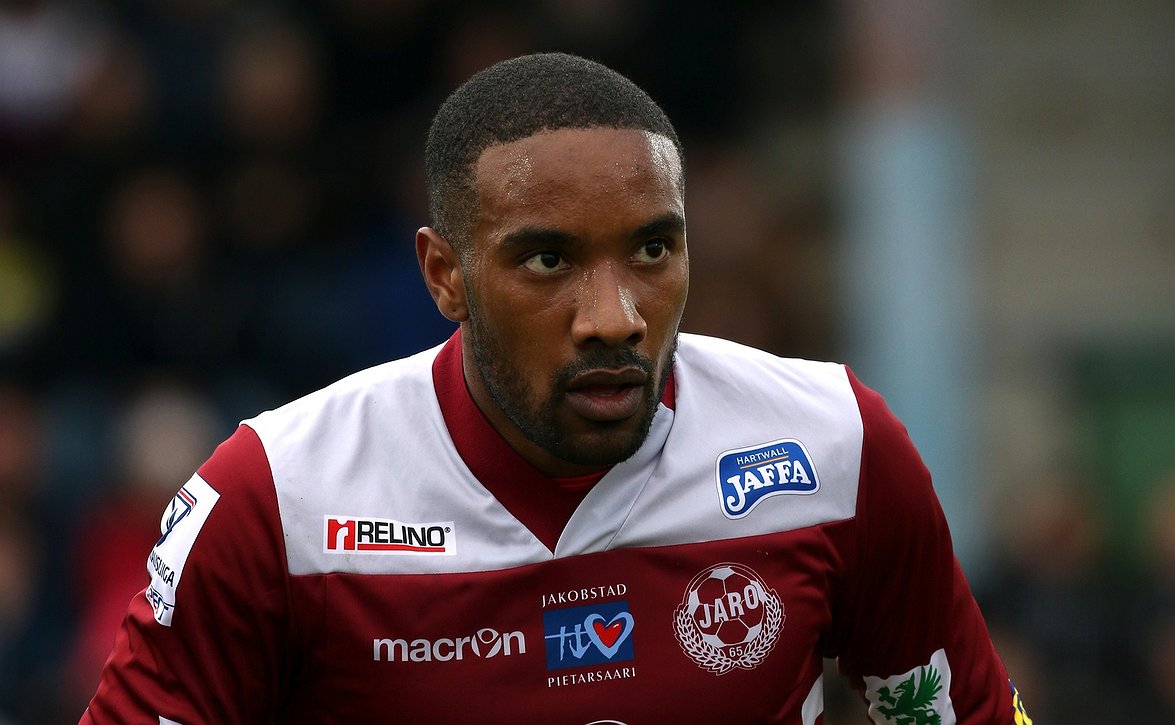 Jaron Dixon painottaa: Katse eteenpäin