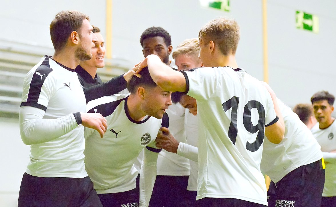 Maanmies houkutteli Whyten FC Hakaan – ”Täydellinen mahdollisuus ja ihanteellinen paikka”