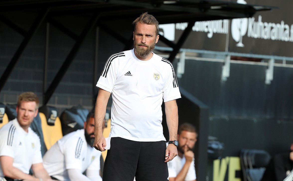 ​SJK-luotsi Jani Honkavaara kokeneimpana valmentajana kauteen 2021