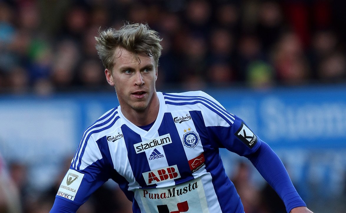 Huuhkajien miehistö Kreikkaa ja Färsaaria vastaan