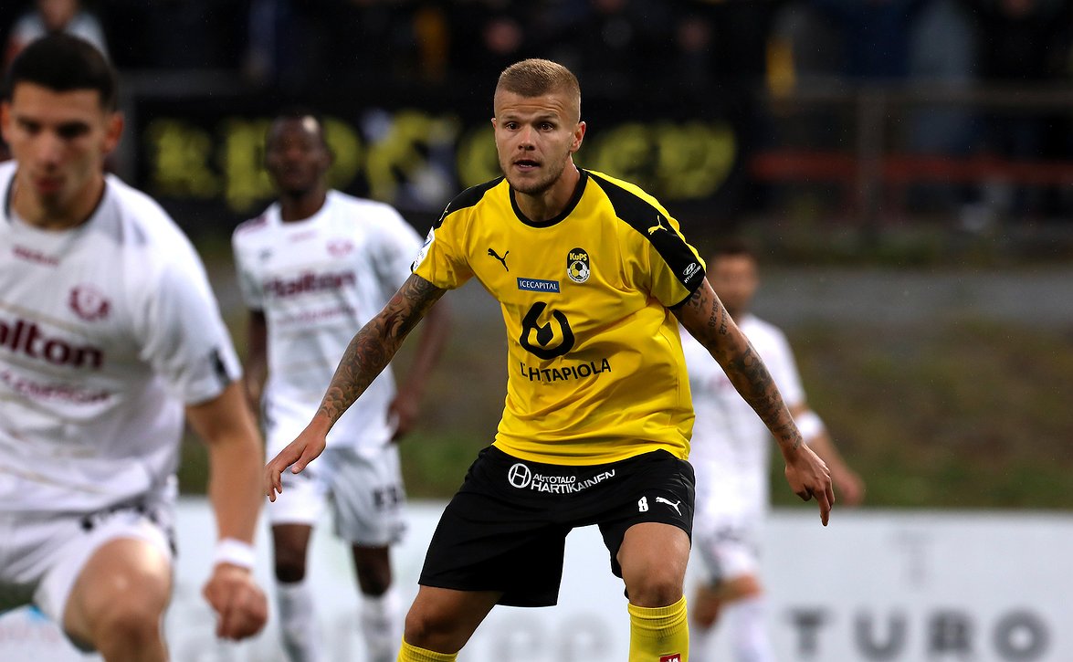 ​KuPS-tähti Petteri Pennanen tärkeällä asialla – kummina Unelmista totta -hankkeessa