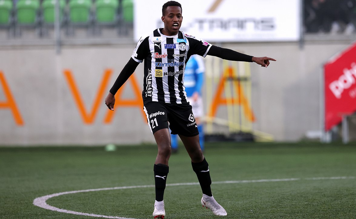 Fabrice Gatambiye jatkaa uraansa Ykkösessä