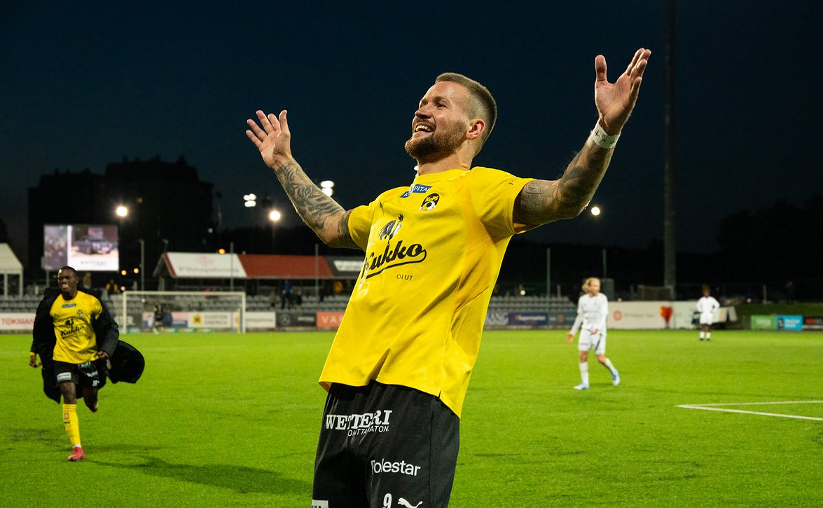 "Viihdettä sai tänään koko rahalla" - KuPS selvisi säikähdyksestä voittajaksi