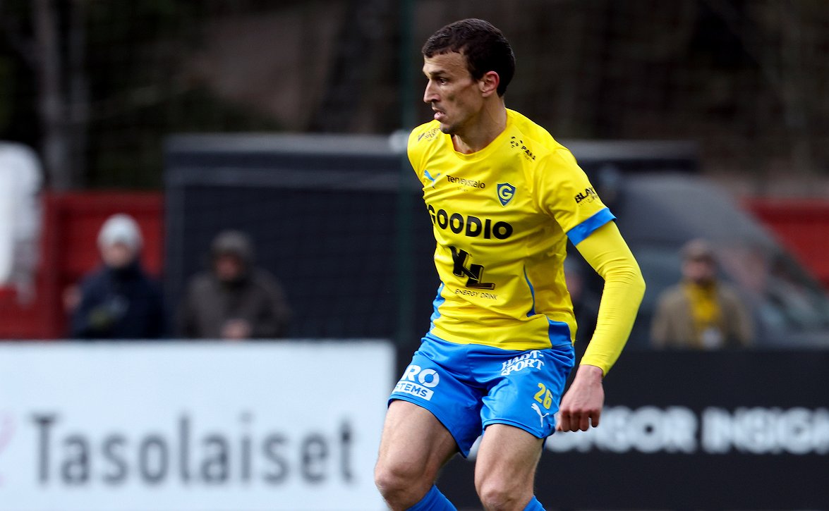 ​Roman Eremenko vuoden pelaaja Palloliiton Eteläisellä alueella