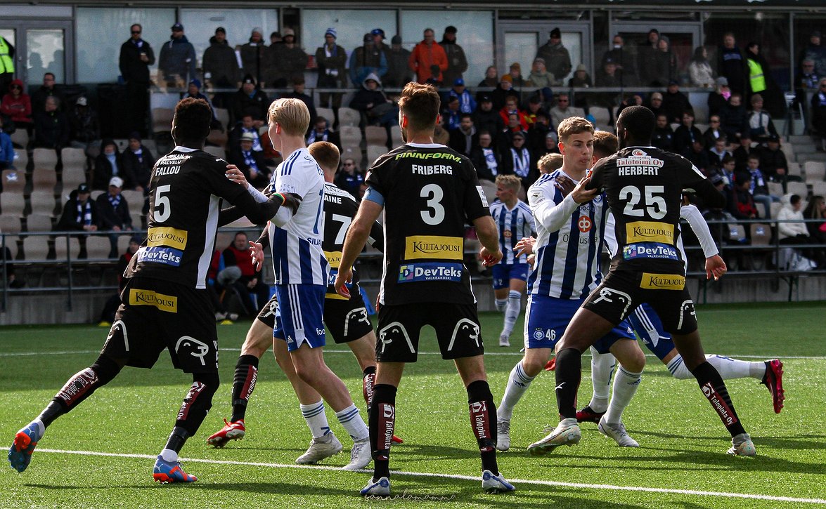 FC Hakan Friberg odottaa jo Klassikkoa – ”HJK sytyttää kaikki pelaajat”