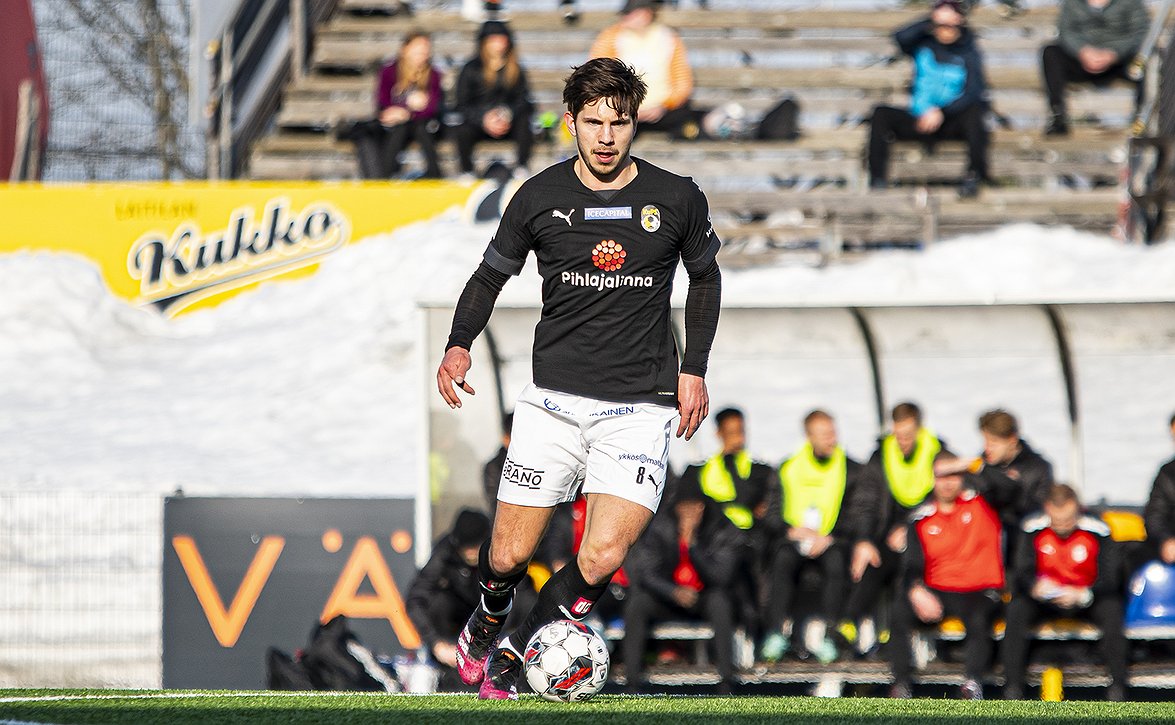 KuPS kukisti SJK:n ja jatkoi putkeaan (KuPS-SJK 2-0)