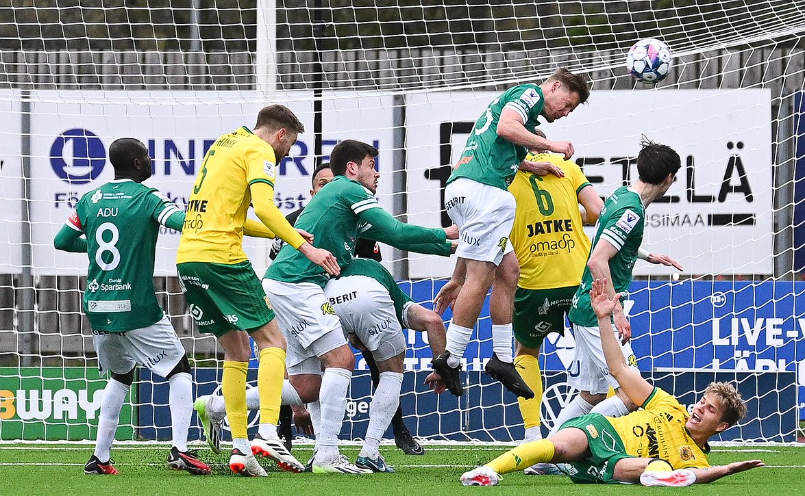 ​Viimeinen vartti ratkaisee? – kuka teki, kuka päästi maaleja otteluitten lopussa?