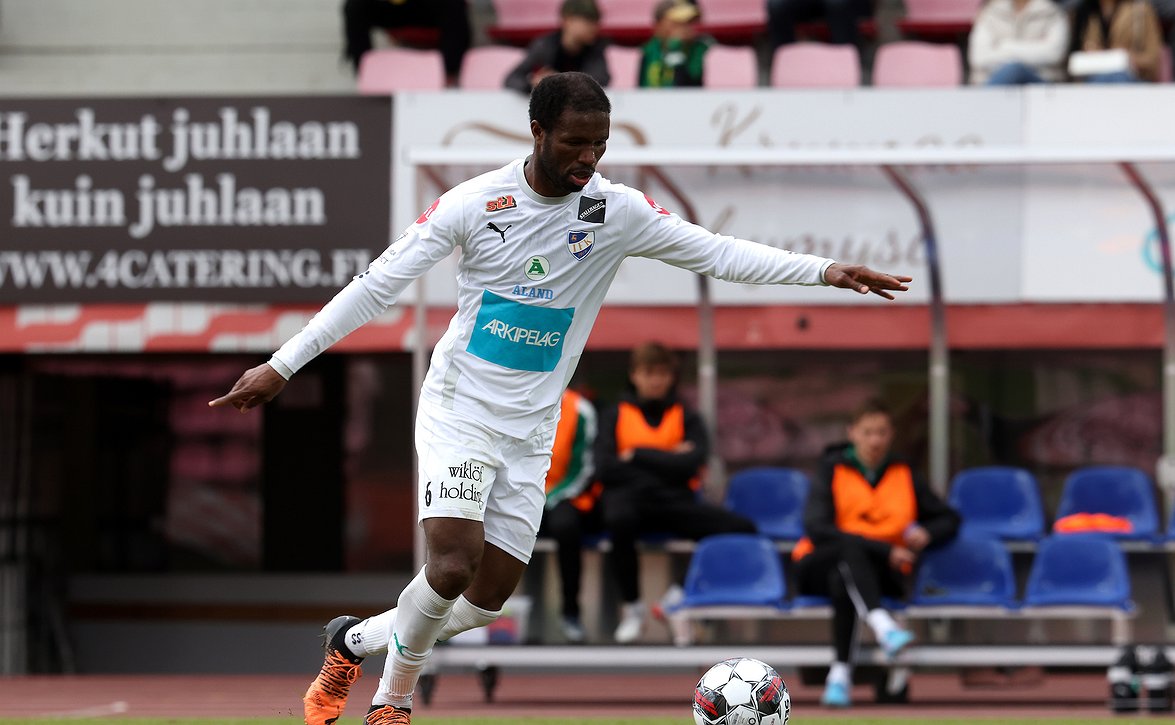 ​IFK Mariehamn pääsee täydessä iskussa Haka-otteluun – "Näyttää paljon paremmalta"
