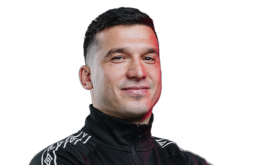 ”Tietenkin se herättää kysymyksiä” - FC Lahden Ilir Zeneli ei vaivaa päätään spekulaatioilla