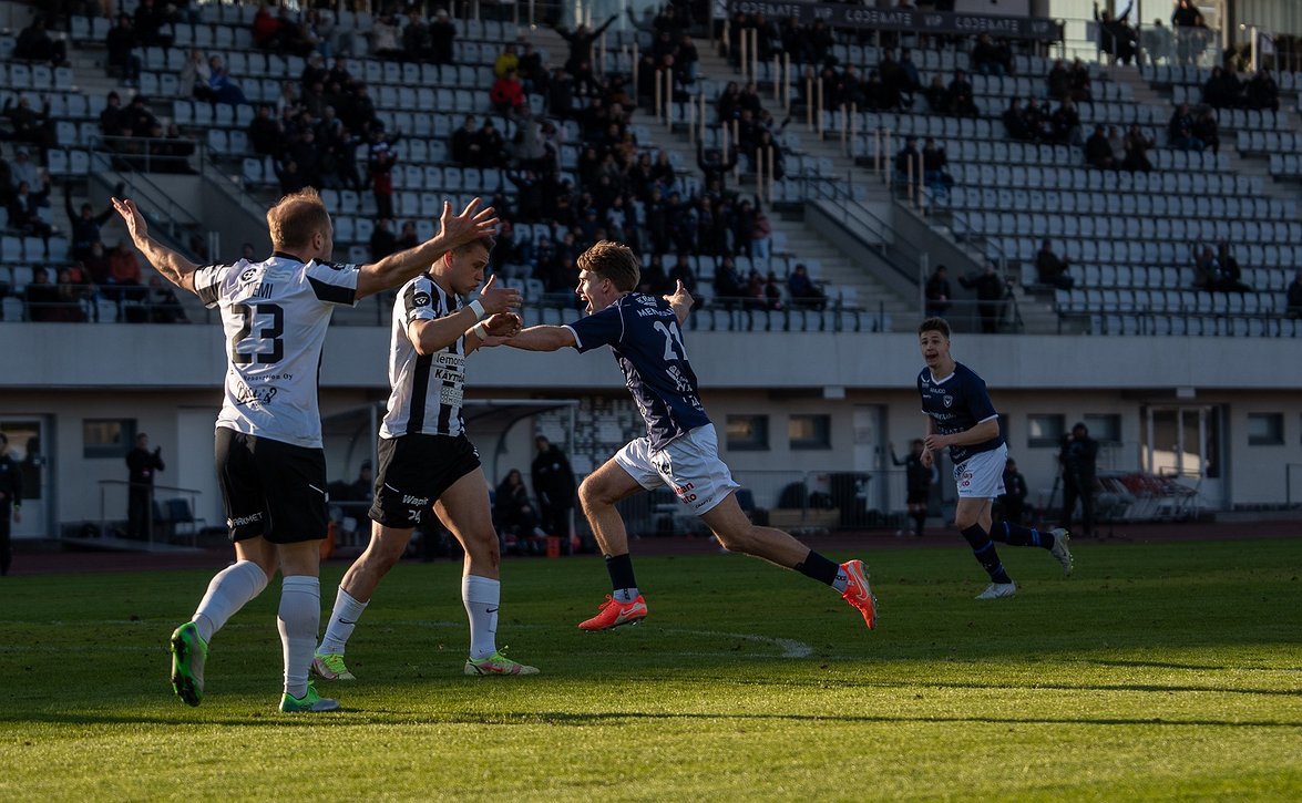 AC Oululle taistelupisteet Vaasan Palloseuraa vastaan (AC Oulu-VPS 1-0)