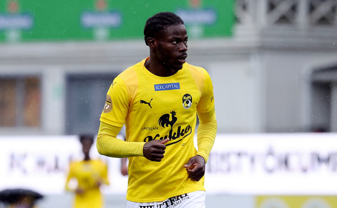 "Töitä on päästy tekemään laadukkaasti" - KuPS:lle voitto torstaina Espanjan leirillä