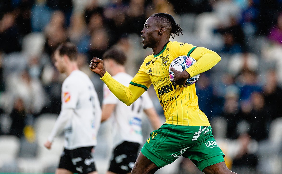 ​Ilveksen Adeleke Akinyemi Veikkausliigan kuukauden pelaaja syyskuussa