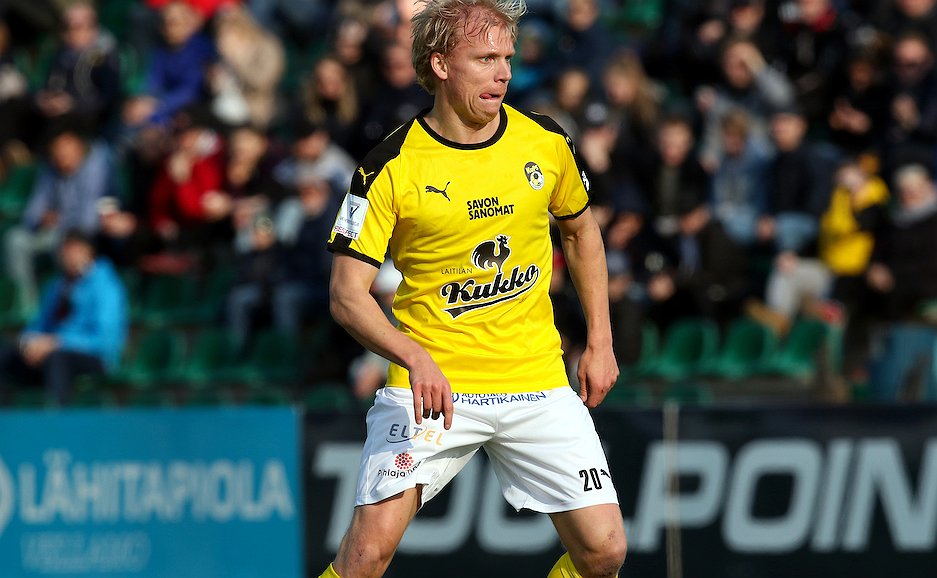 KuPS-pelaaja hieman erilaisissa tehtävissä Karjalan Lennostossa