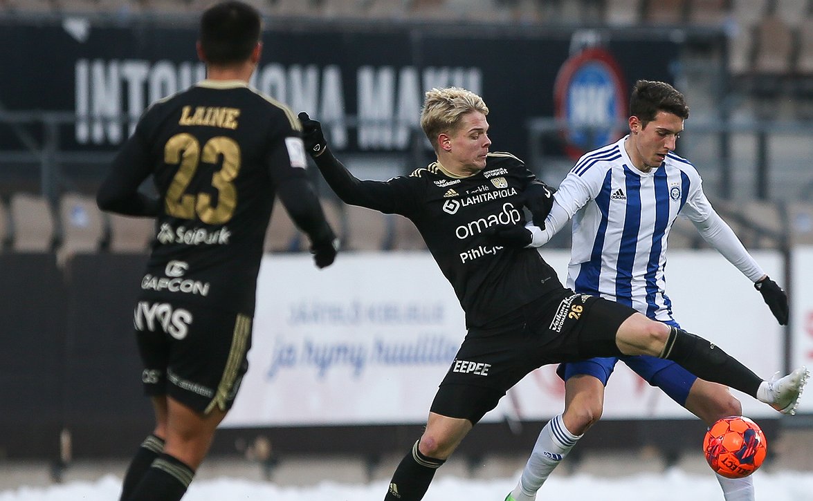 "Kannattajat ovat todellisia sankareita" - HJK:n kreikkalaisvahvistus hämmästeli yleisöä pakkasessa