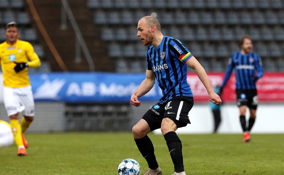 Inter-kippari Timo Furuholm maajoukkuemenestyksestä: "Tästä pitää olla ylpeä ja puhua kovempaan ääneen"