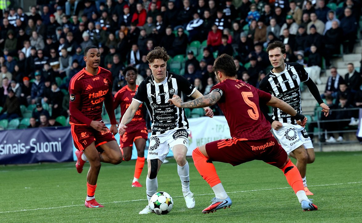 TPS avasi voittotilinsä (TPS-FC Lahti 2-1)