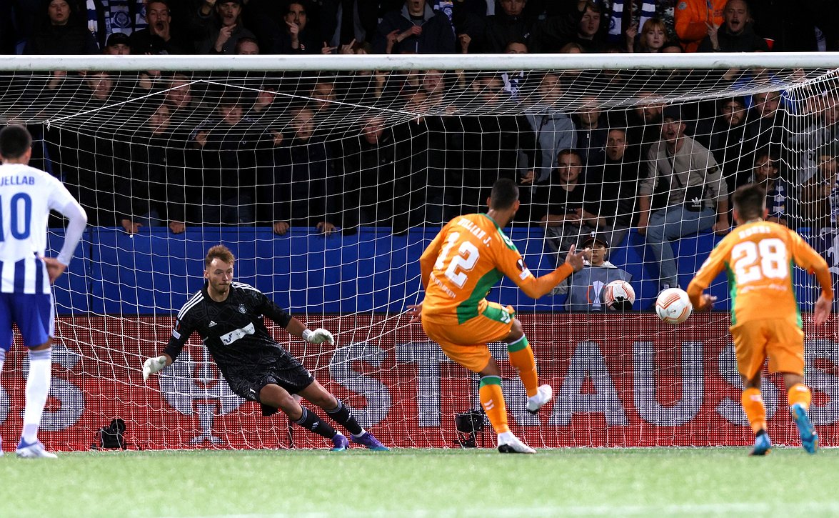 "Pelasimme kauden parhaan pelimme" - Koskela tappiosta huolimatta ylpeä HJK:n taistelusta 