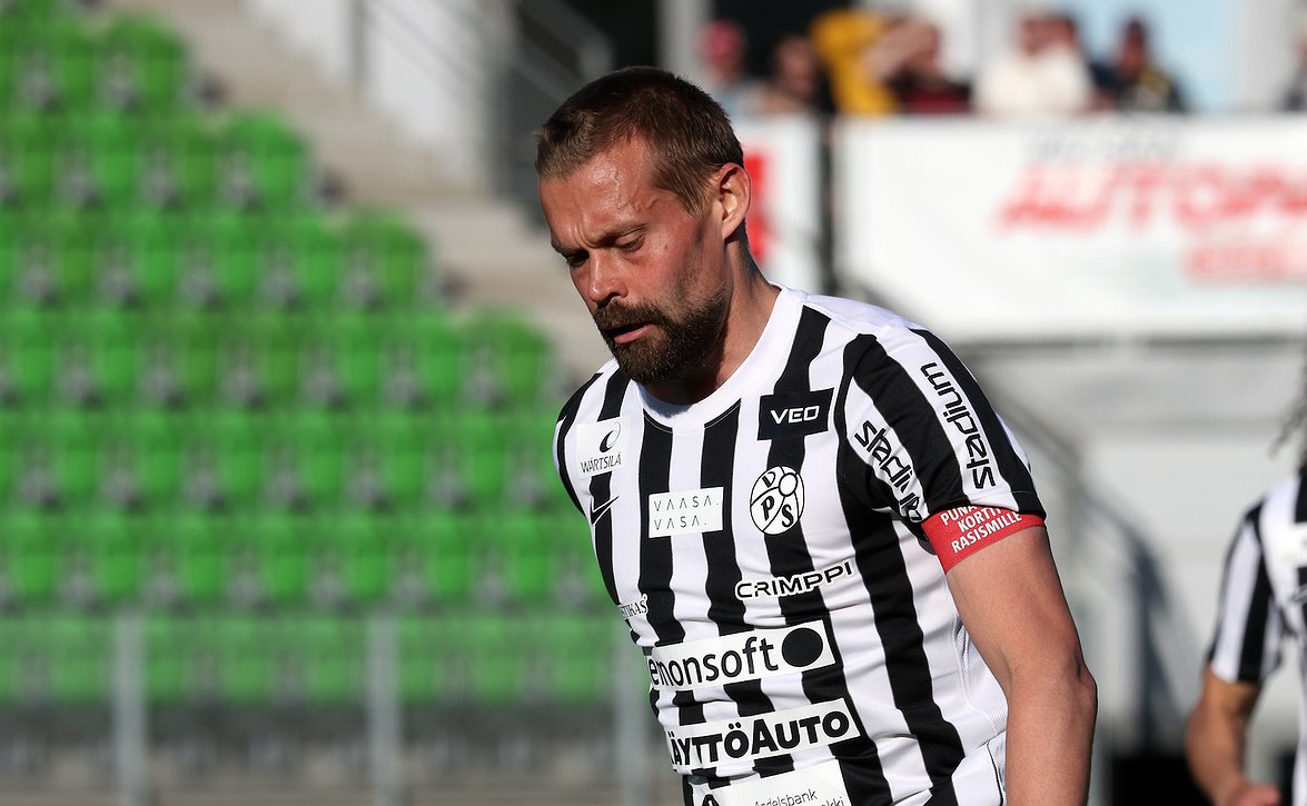 "Oli helppo päätös" - Jesper Engström ja VPS kaksivuotiseen jatkosopimukseen