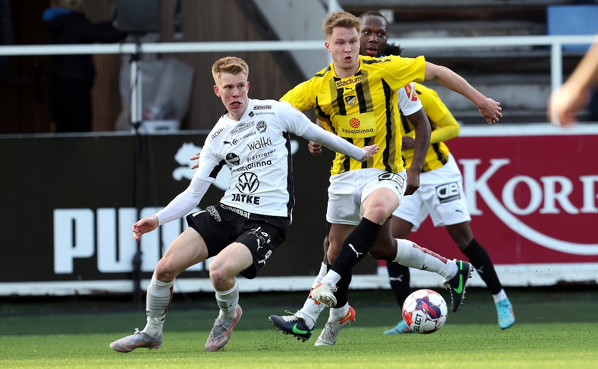 FC Haka latautuneena HJK:n kimppuun – ”Ei jää ainakaan tahtotilasta kiinni”