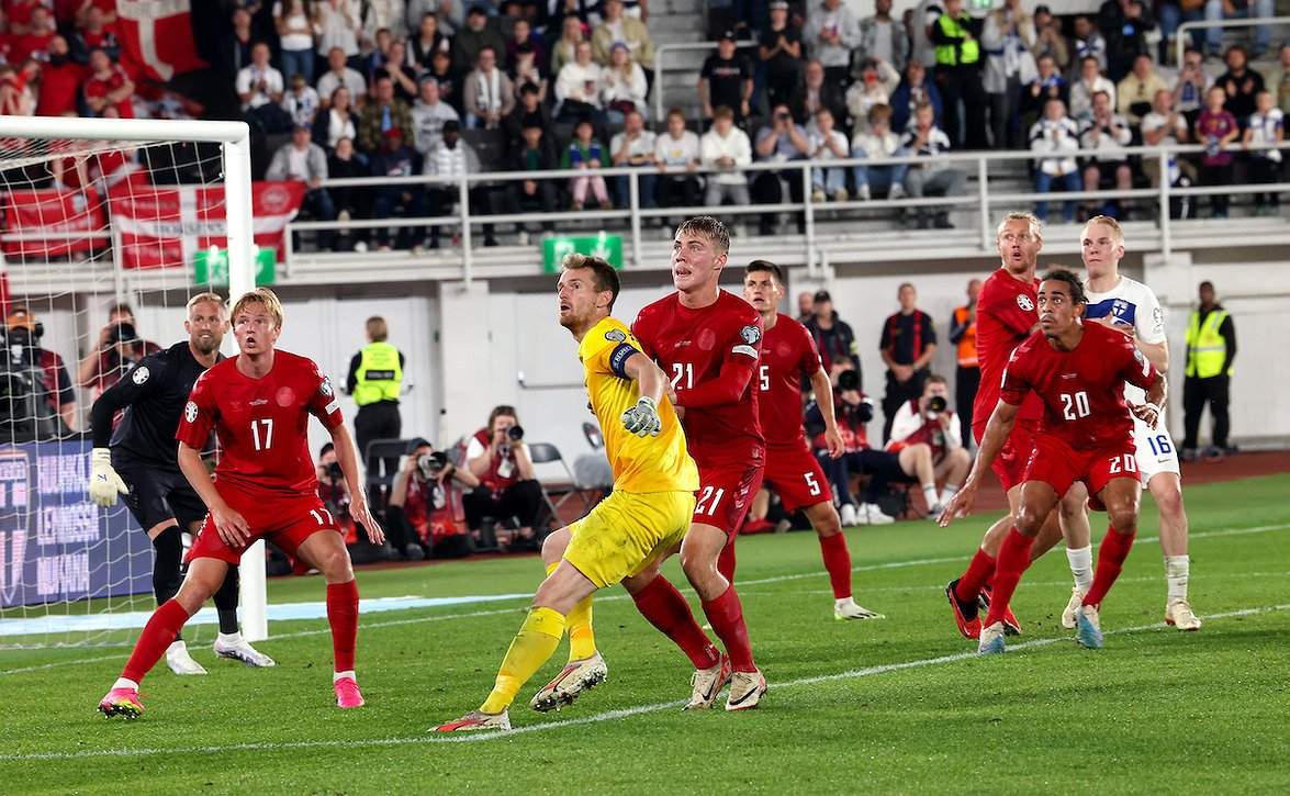 Huuhkajille katkera tappio